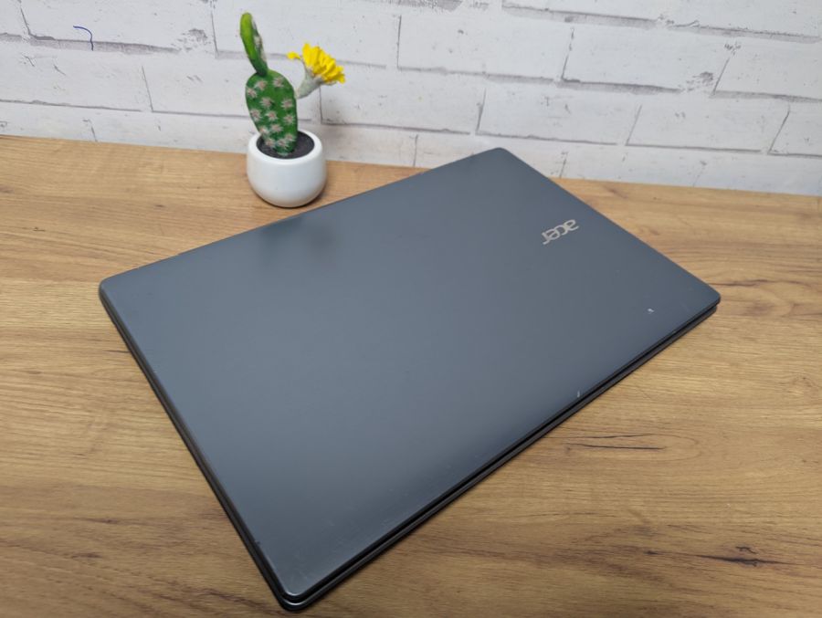 Ноутбук Б/В Acer Aspire E5-771, Intel Core i5-4210U, DDR3 8 GB, SSD 128GB, Intel Microsoft Basic Display Adapter, 17" Full HD
