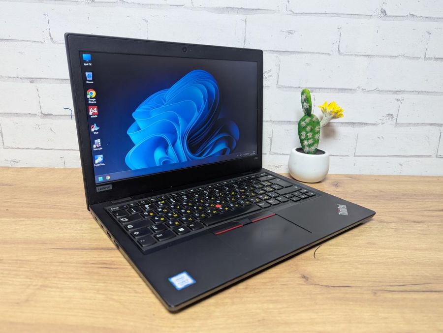 Уцінка! Ноутбук Б/В Lenovo ThinkPad L380, Intel Core i3-8130U, DDR4 16 GB, SSD 128GB, 13" HD