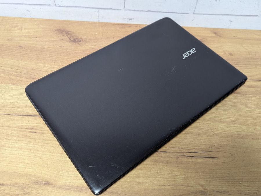 Ноутбук Б/В Acer Aspire E1-572G, Intel Core i3-4200U, DDR3 8 GB, SSD 256GB, 15.6" Full HD