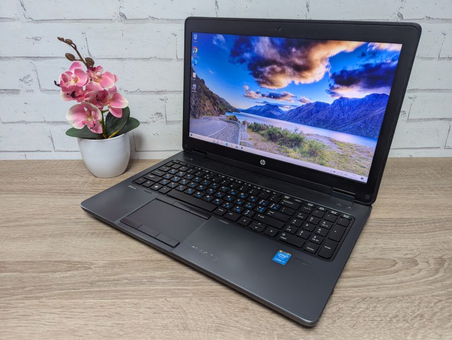 Ноутбук Б/В HP ZBook 15 G2, Intel Core i7-4710QM, DDR3 32 GB, SSD 360GB, NVIDIA Quadro K610M 1Gb, 15.6" Full HD