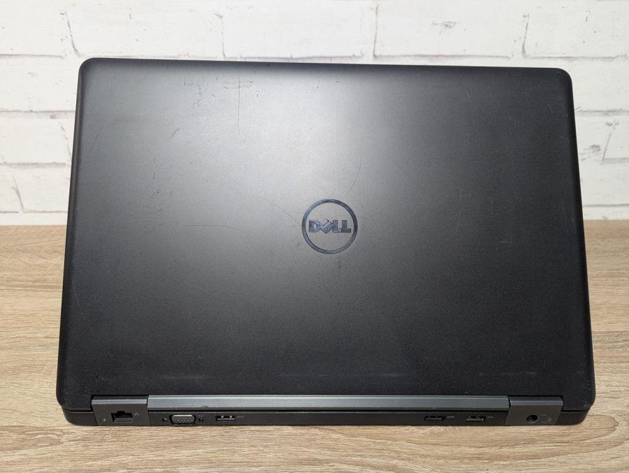 Ноутбук Б/В Dell Latitude E5550, Intel Core i5-5300U, DDR3 8 GB, SSD 128GB, 15.6" HD