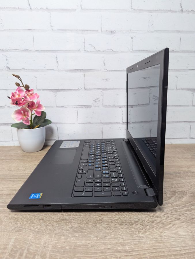 Ноутбук Б/В Dell Inspironther15 6, Intel Core i3-6006U, DDR3 8 GB, SSD 128GB, HD