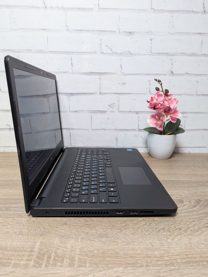 Ноутбук Б/В Dell Inspironther, Intel Celeron N3050, DDR3 8 GB, SSD 128GB, 15.6" HD