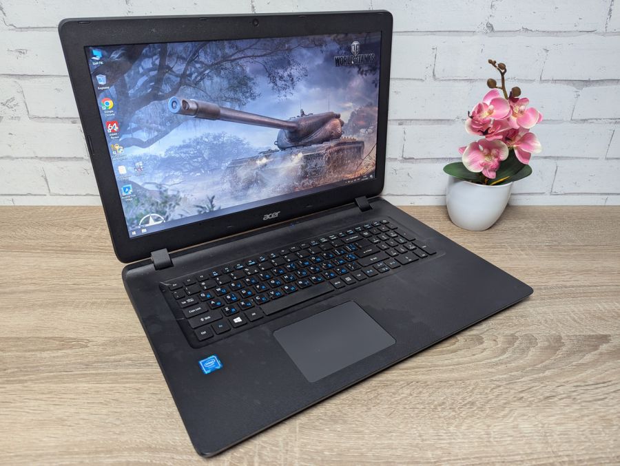 Ноутбук Б/В Acer Aspire ES1-732, Intel Celeron N3350, DDR3 8 GB, SSD 128GB, HD