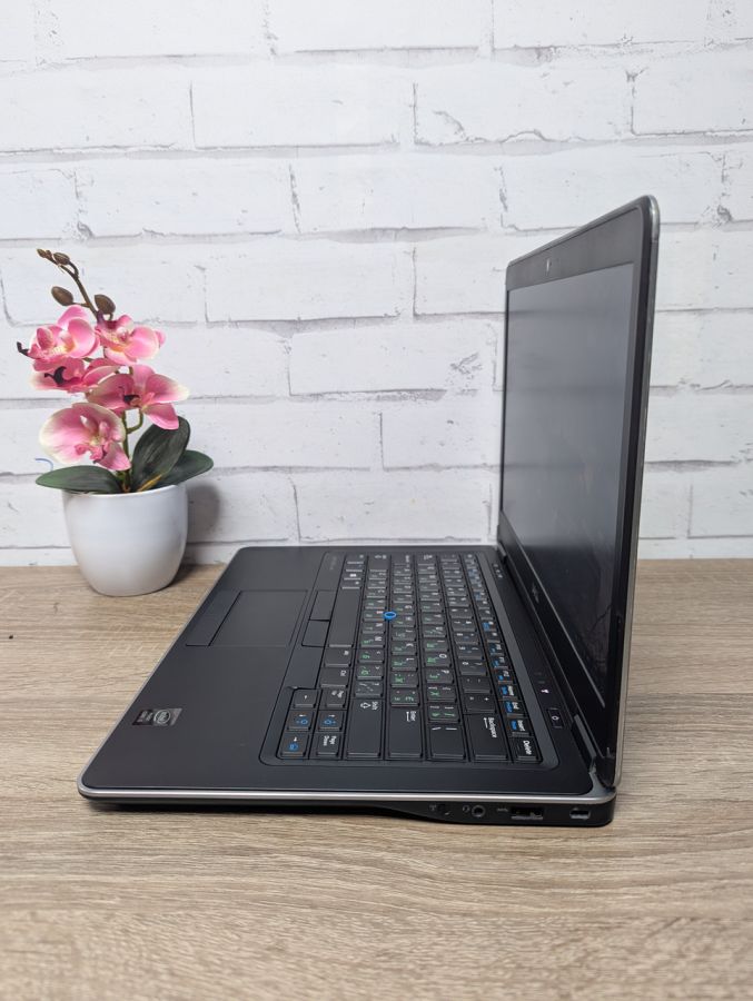 Уцінка! Ноутбук Б/В Dell E7440, Intel Core i5-4310U, DDR3 8 GB, SSD 128GB, 14" HD