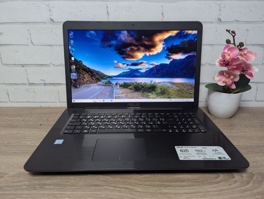Ноутбук Б/В ASUS X756U, Intel Core i5-7200U, DDR3 8 GB, SSD 128GB, 17.3" (1600x900x60Hz)