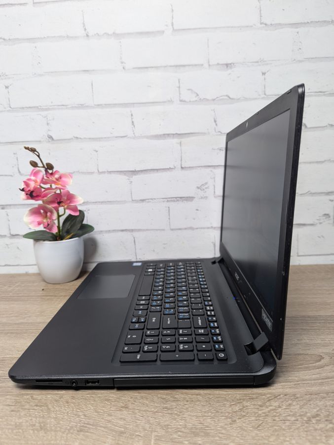 Уцінка! Ноутбук Б/В Acer N16C1, Intel Core i5-7200U, DDR3 12 GB, SSD 256GB, 15.6" Full HD