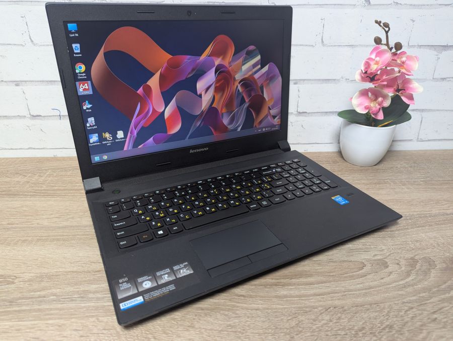 Ноутбук Б/В Lenovo B50-80, Intel Core i3-5005U, DDR3 8 GB, SSD 128GB, 15.6" HD