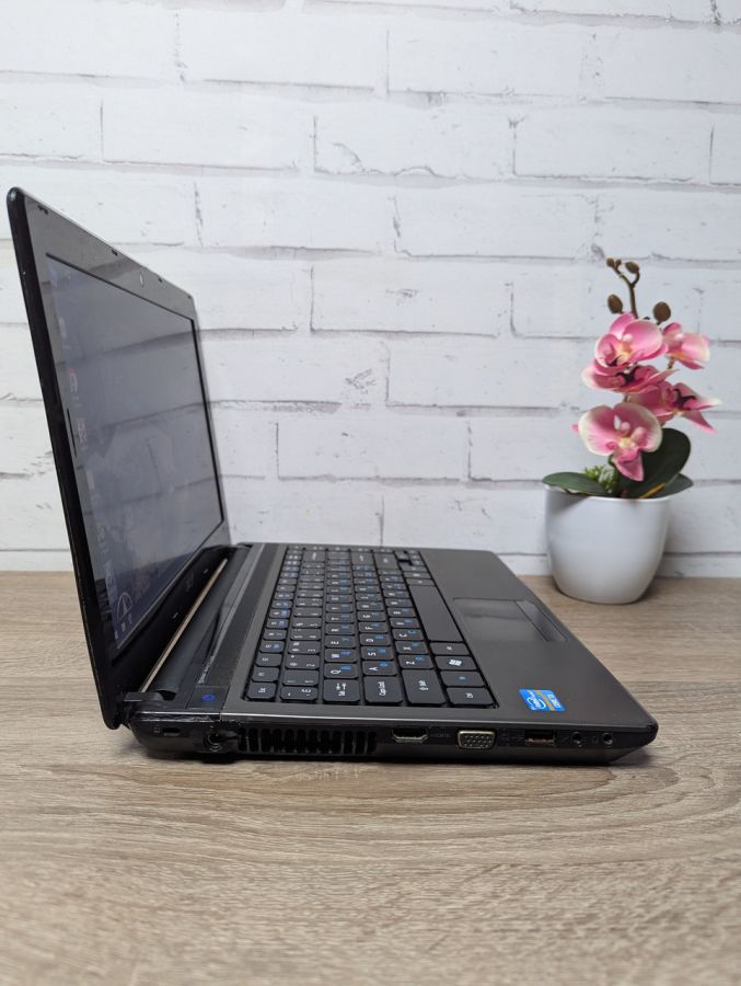 Уцінка! Ноутбук Б/В Acer Aspire 3750, Intel Core i3-2310M, DDR3 8 GB, SSD 128GB, 13.3" HD