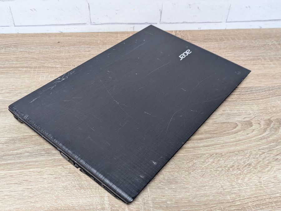Уцінка! Ноутбук Б/В Acer Aspire E5-573, Intel Core i3-4005U, DDR3 8 GB, SSD 128GB, 15.6" HD