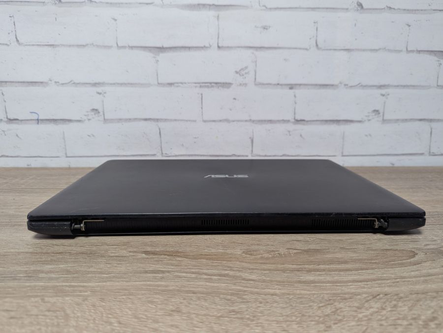 Уцінка! Ноутбук Б/В ASUS R515M, Intel Celeron N2840, DDR3 8 GB, SSD 128GB, 15.6" HD