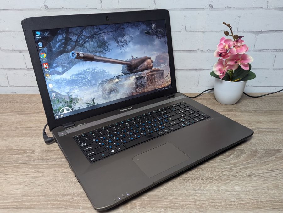 Уцінка! Ноутбук Б/В Medion Akoya P7632, Intel Core i5-4210M, DDR3 12 GB, SSD 512GB, NVIDIA GeForse 825M 1Gb, 17.3"