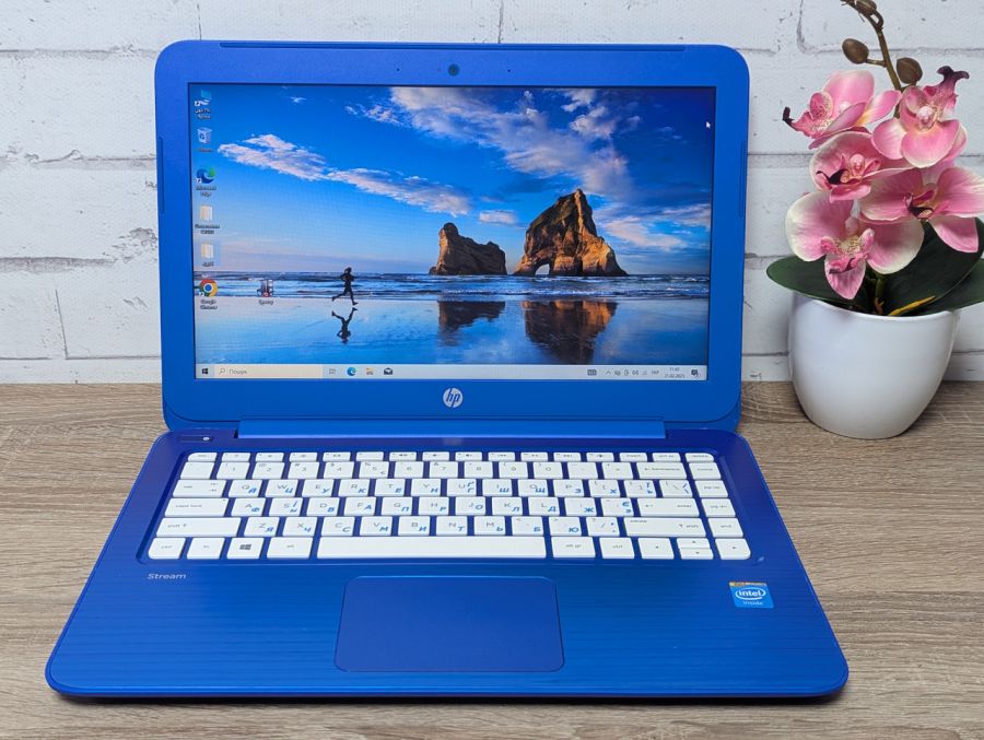 Ноутбук Б/В HP Stream 13, Intel Celeron N3050, DDR3 2 GB, SSD 32GB, 13.3" HD
