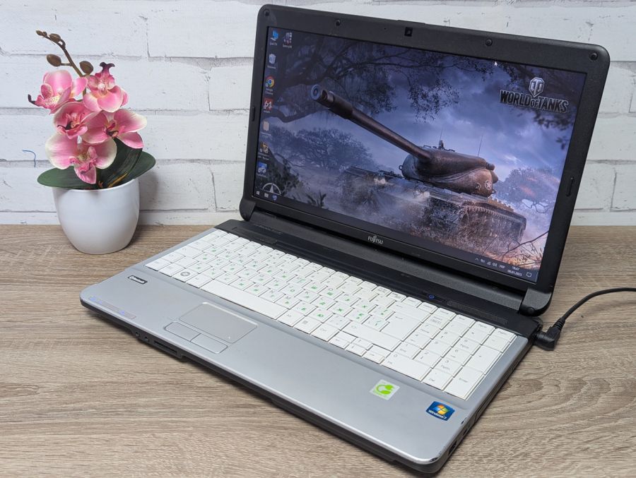 Уцінка! Ноутбук Б/В Fujitsu A530, Intel Core i5-480M, DDR3 4 GB, SSD 128GB, 15.6" HD