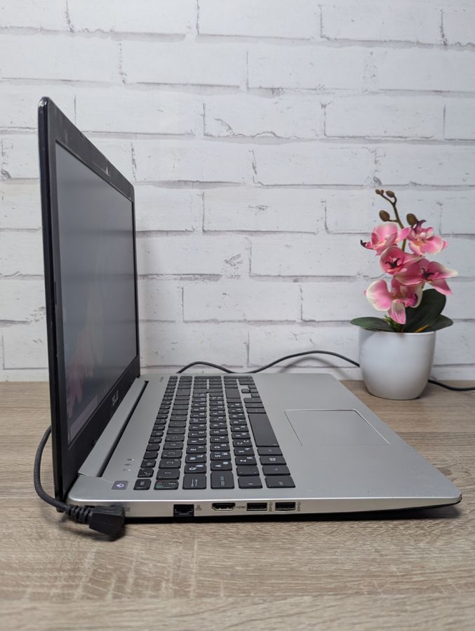 Уцінка! Ноутбук Б/В ASUS A551L, Intel Core i5-4200U, DDR3 12 GB, SSD 128GB, NVIDIA GeForce 840M 2Gb, 15.6"