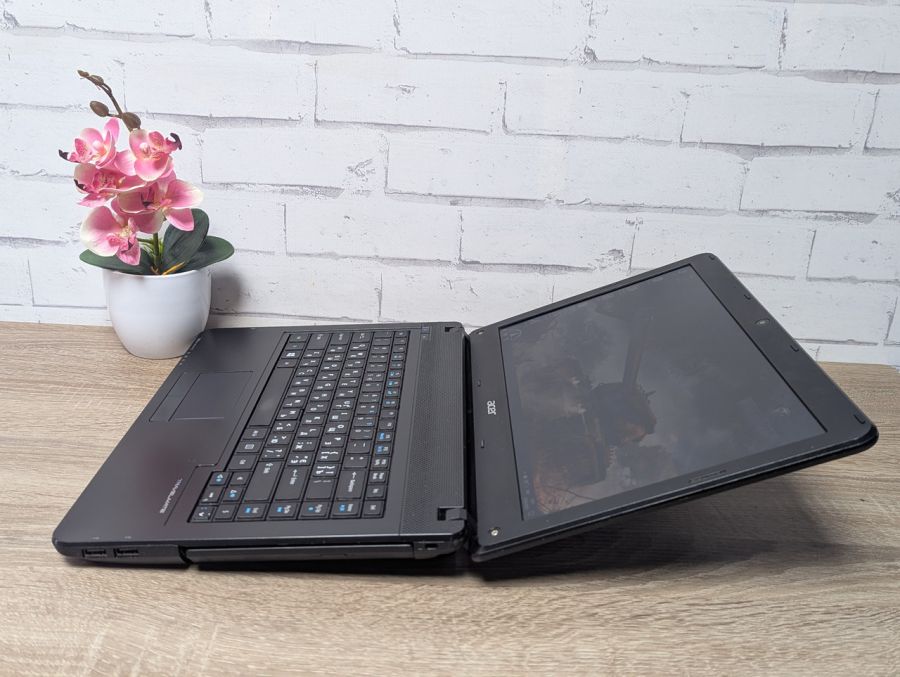 Ноутбук Б/В Acer TravelMate P243, Intel Core i3-3110M, DDR3 8 GB, SSD 128GB, 14" HD