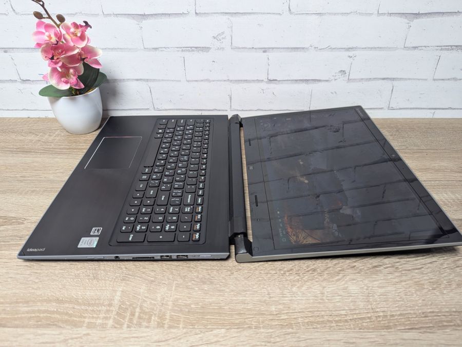 Ноутбук Б/В Lenovo IdeaPad Flex 15, Intel Core i5-4200U, DDR3 8 GB, SSD 256GB, 15" HD