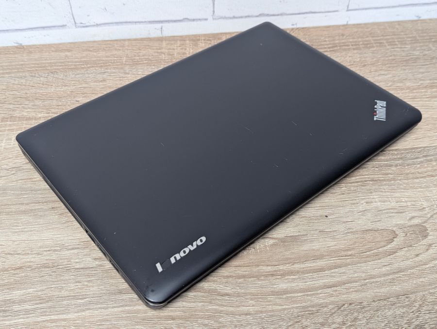 Уцінка! Ноутбук Б/В Lenovo ThinkPad E330, Intel Core i3-2370M, DDR3 8 GB, SSD 128GB, 13.3" HD