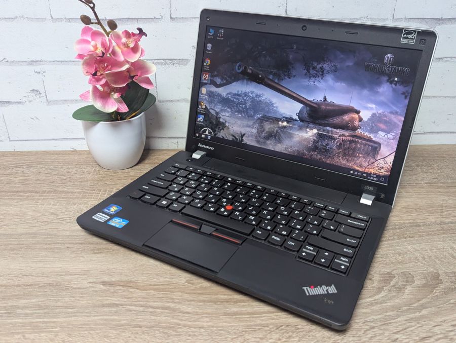 Уцінка! Ноутбук Б/В Lenovo ThinkPad E330, Intel Core i3-2370M, DDR3 8 GB, SSD 128GB, 13.3" HD