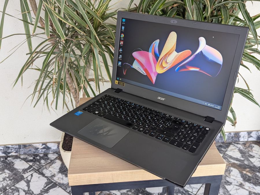 Уцінка! Ноутбук Б/В Acer Aspire E5-573 Диагональ, Intel Core i5-4210U, DDR3 8 GB, SSD 128GB, 15.6"