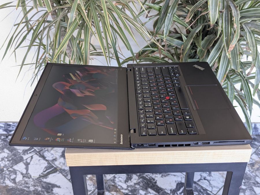 Уцінка! Ноутбук Б/В Lenovo ThinkPad T440S, Intel Core i5-4300U, DDR3 8 GB, SSD 128GB, 14" HD