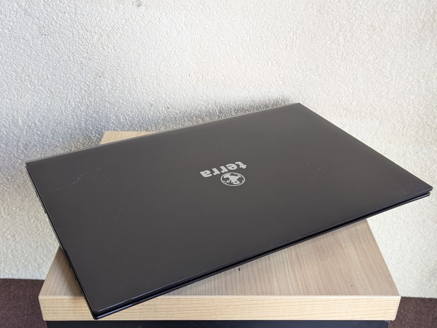Ноутбук Б/В Terra Clevo N770WU, Intel Core i3-7100U, DDR4 8 GB, SSD 128GB + HDD 500GB, 17.3" HD