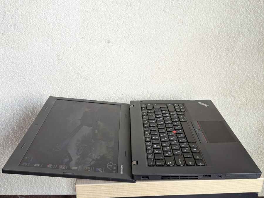 Уцінка! Ноутбук Б/В Lenovo L450, Intel Core i3-5005U, DDR3 8 GB, SSD 128GB, 14" HD