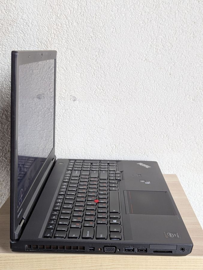 Ноутбук Б/В Lenovo W540, Intel Core i7-4800MQ, DDR4 16 GB, SSD 256GB, NVIDIA Quadro K2100M 2Gb, 15" Full HD