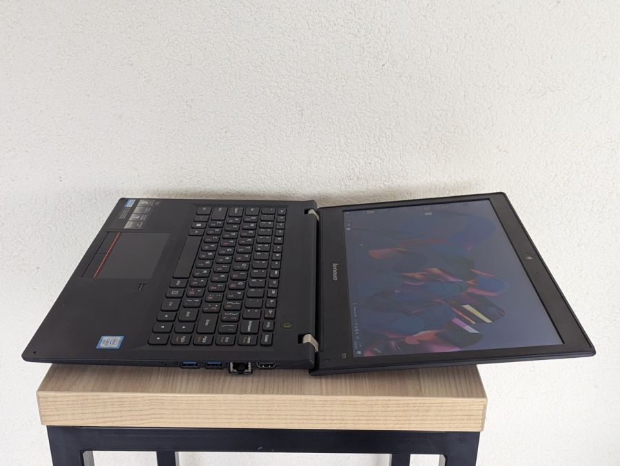 Уцінка! Ноутбук Б/В Lenovo E31-80, Intel Core i3-6006U, DDR3 8 GB, SSD 128GB, 13.3" HD