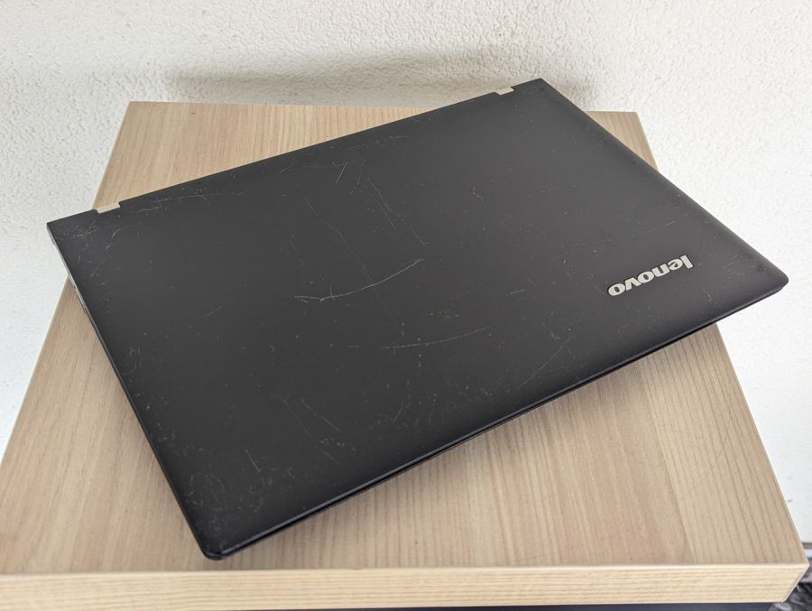 Уцінка! Ноутбук Б/В Lenovo E31-80, Intel Core i3-6006U, DDR3 8 GB, SSD 128GB, 13.3" HD