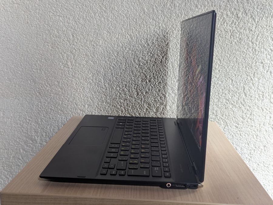 Уцінка! Ноутбук Б/В Toshiba Portege X20W-E, Intel Core i5-8350U, DDR3 16 GB, SSD 256GB, 12.5" Full HD Сенсор
