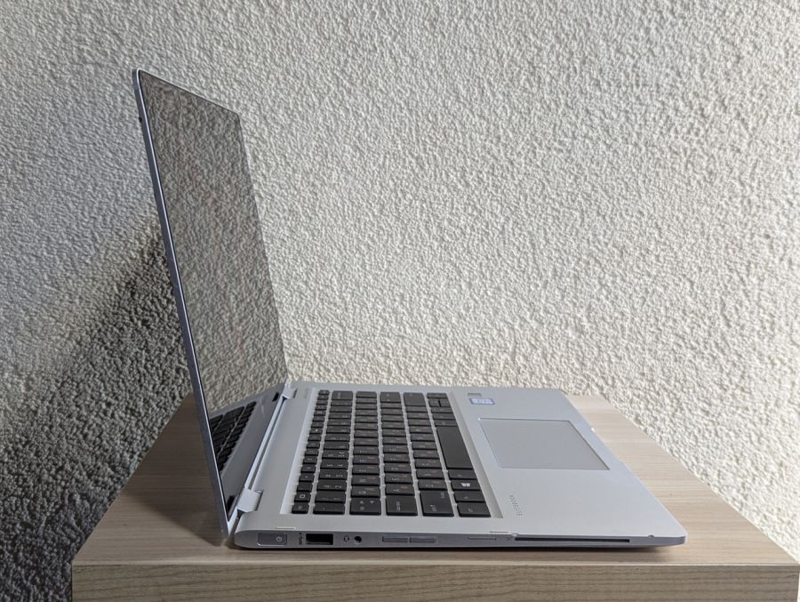 Уцінка! Ноутбук Б/В HP EliteBook X360 1030 G2, Intel Core i5-7300U, DDR4 8 GB, SSD 256GB, 13" Full HD Сенсор