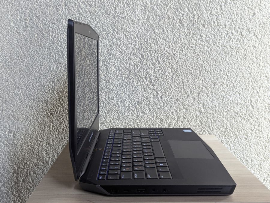 Уцінка! Ноутбук Б/В Alienware 13 R2, Intel Core i7-6500U, DDR3 16 GB, SSD 512GB, NVIDIA GeForce GTX 960M 4Gb, 13" Full HD
