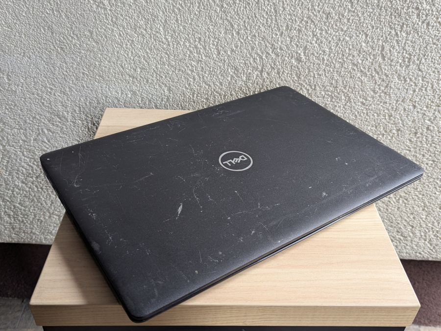 Уцінка! Ноутбук Б/В Dell Latitude 3590, Intel Core i5-8250U, DDR4 16 GB, SSD 256GB, 15.6" Full HD