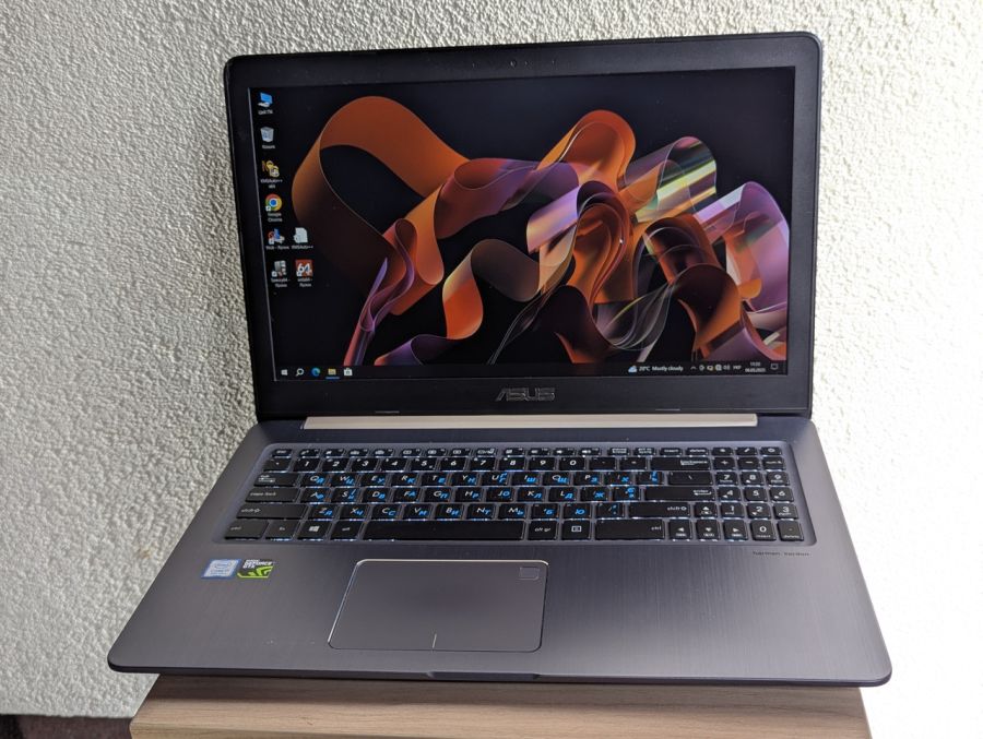 Уцінка! Ноутбук Б/В ASUS N580G, Intel Core i7-8750H, DDR4 16 GB, SSD 256GB + SSD 1TB, NVIDIA GeForce GTX 1050 4Gb, 15.6" Full HD
