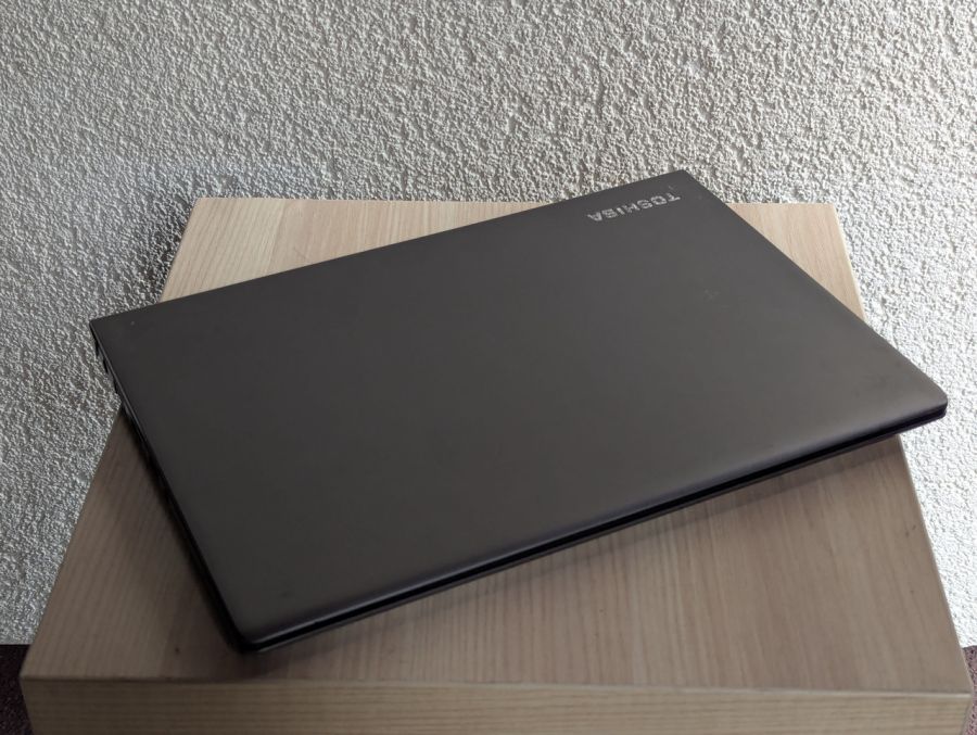Ноутбук Б/В Toshiba Portege Z30T-C, Intel Core i5-6300U, DDR3 8 GB, SSD 128GB, 13" Full HD Сенсор