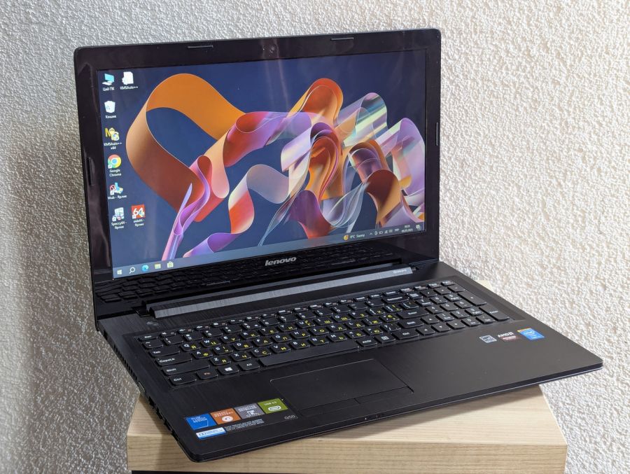 Уцінка! Ноутбук Б/В Lenovo G50-70, Intel Core i5-4200U, DDR3 8 GB, SSD 256GB, AMD Radeon HD 8500M 2 Gb, 15.6" HD