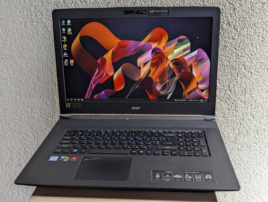 Уцінка! Ноутбук Б/В Acer Aspire VN7-792G, Intel Core i5-6300H, DDR4 16 GB, SSD 512GB, 17"