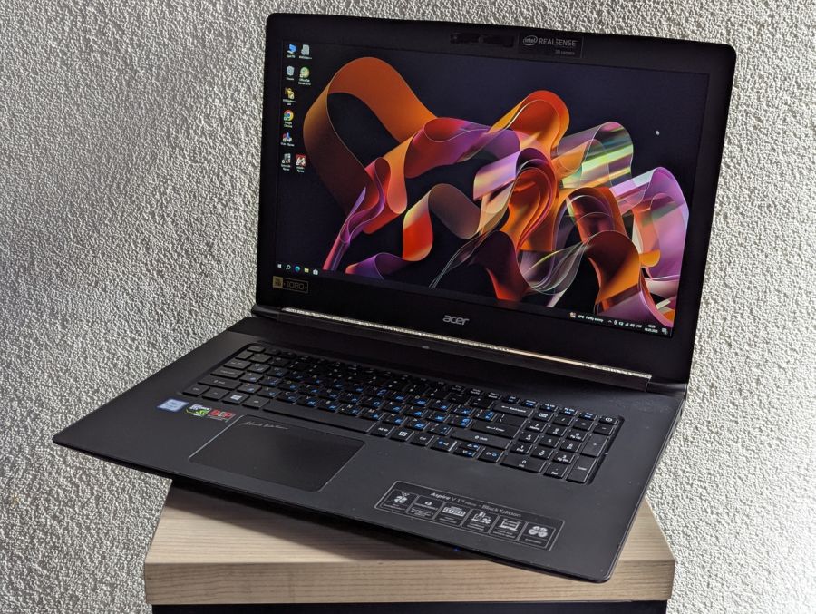 Уцінка! Ноутбук Б/В Acer Aspire VN7-792G, Intel Core i5-6300H, DDR4 16 GB, SSD 512GB, 17"