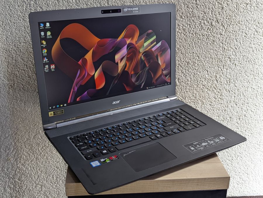 Уцінка! Ноутбук Б/В Acer Aspire VN7-792G, Intel Core i5-6300H, DDR4 16 GB, SSD 512GB, 17"