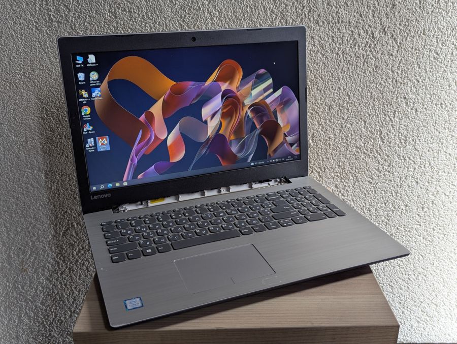 Уцінка! Ноутбук Б/В Lenovo IdeaPad 320, Intel Core i5-7200U, DDR4 8 GB, SSD 128GB, 15.6" Full HD