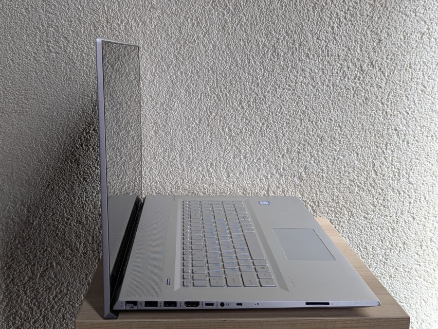 Уцінка! Ноутбук Б/В HP Envy X360, Intel Core i7-8550U, DDR4 16 GB, SSD 256GB + HDD 1TB, 15.6" Full HD