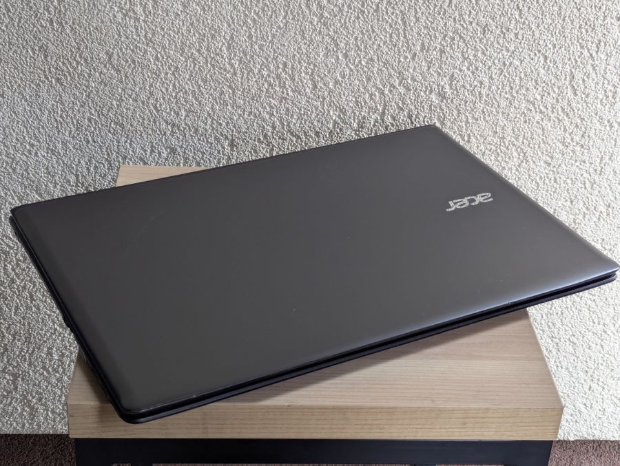 Уцінка! Ноутбук Б/В Acer Aspire E5-774, Intel Core i3-6100U, DDR4 8 GB, SSD 128GB