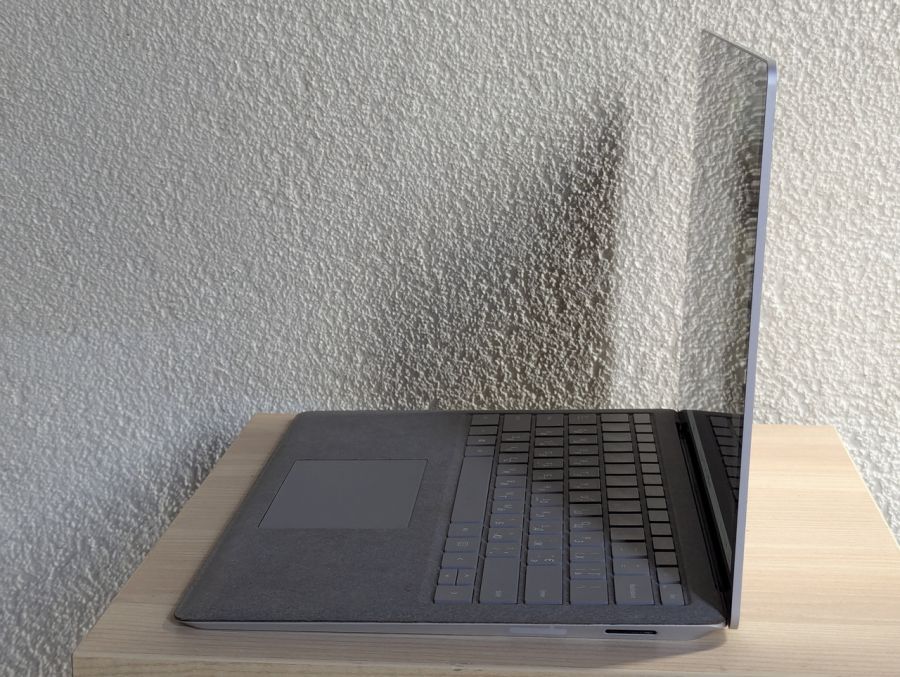 Уцінка! Ноутбук Б/В Microsoft Surface Laptop 3, Intel Core i5-1035G7, DDR4 8 GB, SSD 128GB, 14" Full HD Сенсор