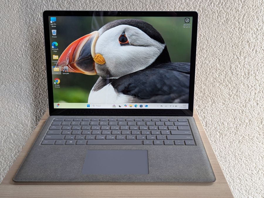 Ноутбук Б/В Microsoft Surface Laptop 2, Intel Core i5-7300U, DDR4 8 GB, SSD 256GB, 14" Full HD Сенсор