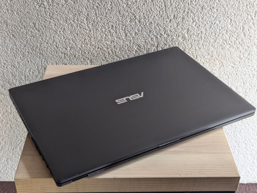 Уцінка! Ноутбук Б/В ASUS P553UA, Intel Core i7-6500U, DDR4 8 GB, SSD 128GB, 15.6" Full HD