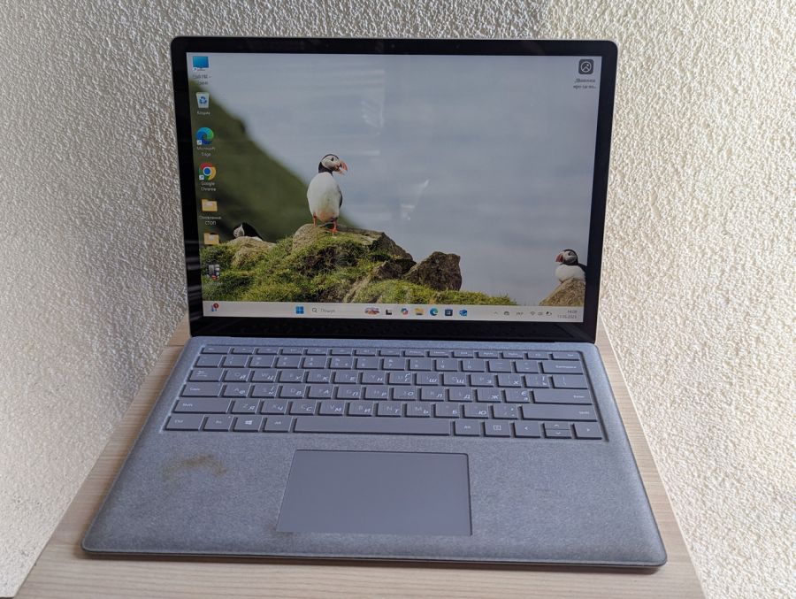 Уцінка! Ноутбук Б/В Microsoft Surface Laptop 2, Intel Core i5-8350U, DDR4 8 GB, SSD 256GB, 14" Full HD Сенсор