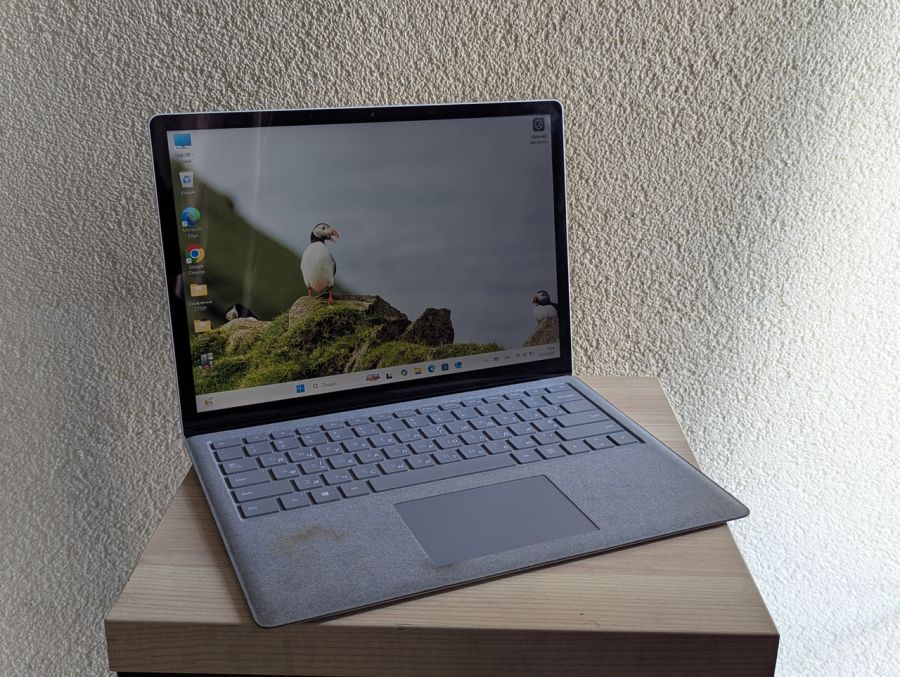 Уцінка! Ноутбук Б/В Microsoft Surface Laptop 2, Intel Core i5-8350U, DDR4 8 GB, SSD 256GB, 14" Full HD Сенсор