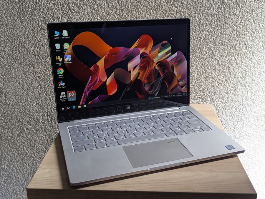 Ноутбук Б/В Xiaomi TM1604, Intel Core i5-7200U, DDR4 8 GB, SSD 256GB, NVIDIA GeForce MX150 2Gb, 14" Full HD