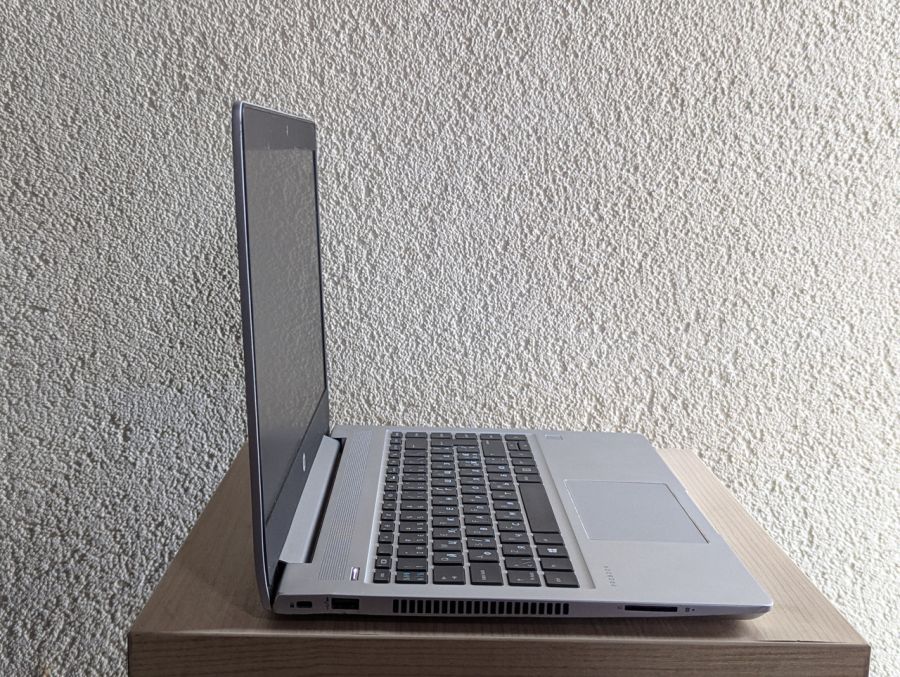 Ноутбук Б/В HP ProBook 445 G6, AMD Ryzen 3 2200U, DDR4 16 GB, SSD 256GB, AMD Radeon Vega